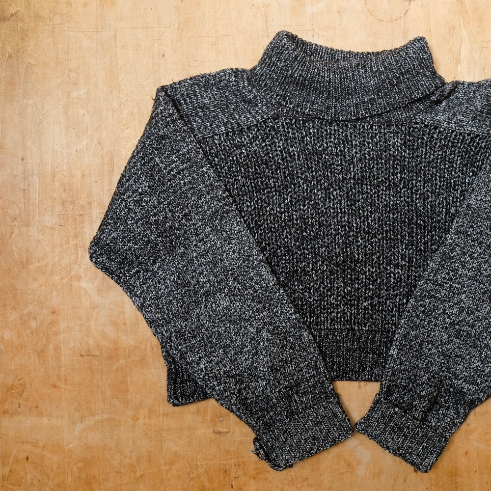 Zara Knit Crop Turtleneck Sweater Size Medium